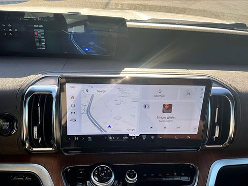 Used 2025 Ford Expedition King Ranch image 31