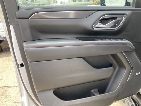 Used 2021 Chevrolet Tahoe RST RWD image 13