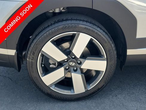 Used 2025 Hyundai Santa Fe Limited FWD image 10