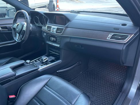 Used 2014 Mercedes-Benz E 63 AMG S-Model image 32