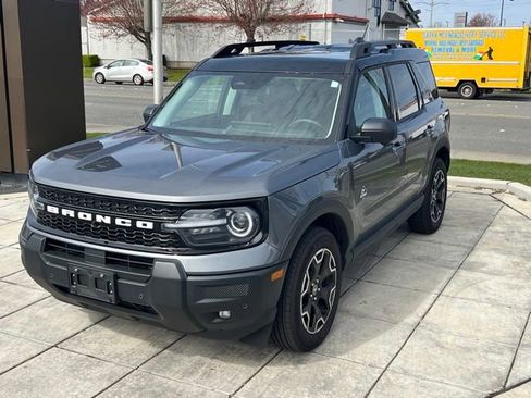 Used 2025 Ford Bronco Sport Outer Banks w/ Outer Banks Tech Package+ image 3