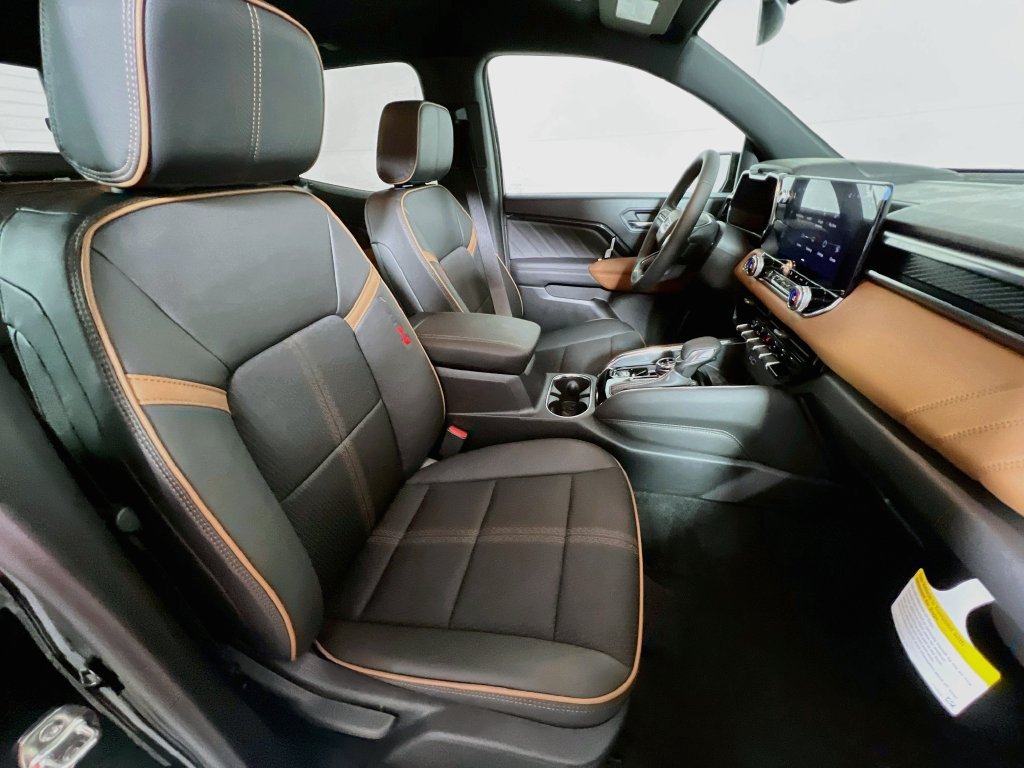 New 2026 GMC Canyon AT4 AWD/4WD image 22