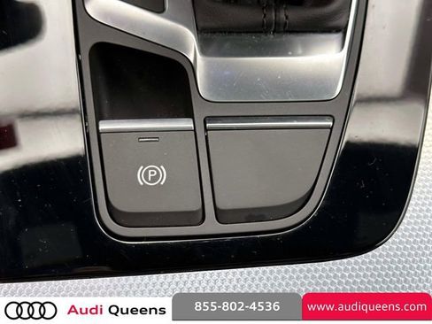 Used 2025 Audi Q5 2.0T Premium Plus w/ Premium Plus Package AWD/4WD image 29