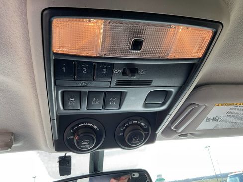 Used 2018 Toyota 4Runner TRD Off-Road Premium image 17