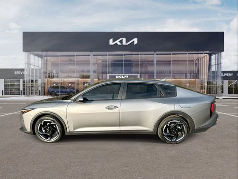 New 2025 Kia K4 EX image 5