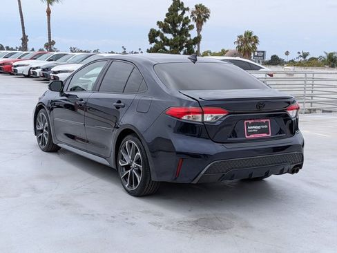 Used 2022 Toyota Corolla SE w/ SE Premium Package FWD image 8