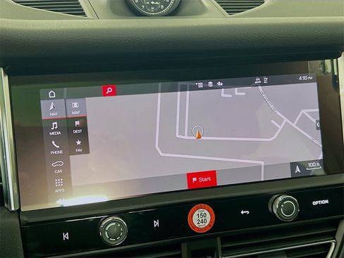 New 2026 Porsche Macan image 16