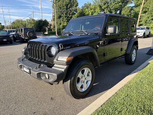 Used 2022 Jeep Wrangler Unlimited Sport AWD/4WD image 4