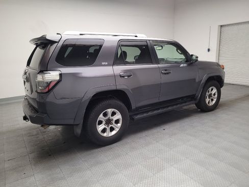 Used 2018 Toyota 4Runner SR5 Premium AWD/4WD image 10