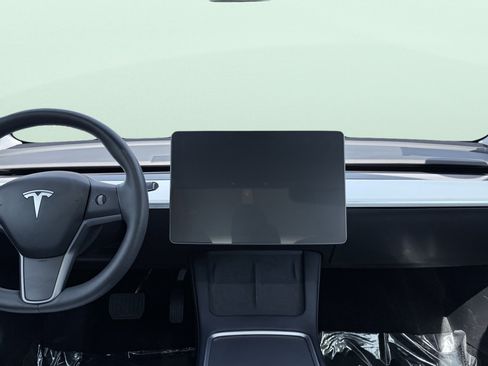 Used 2022 Tesla Model 3 Standard Range RWD image 46