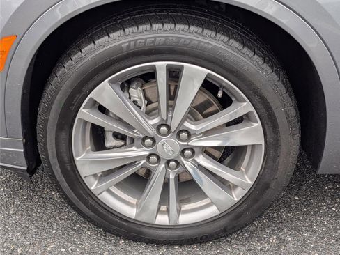 Used 2022 Cadillac XT6 Premium Luxury image 10