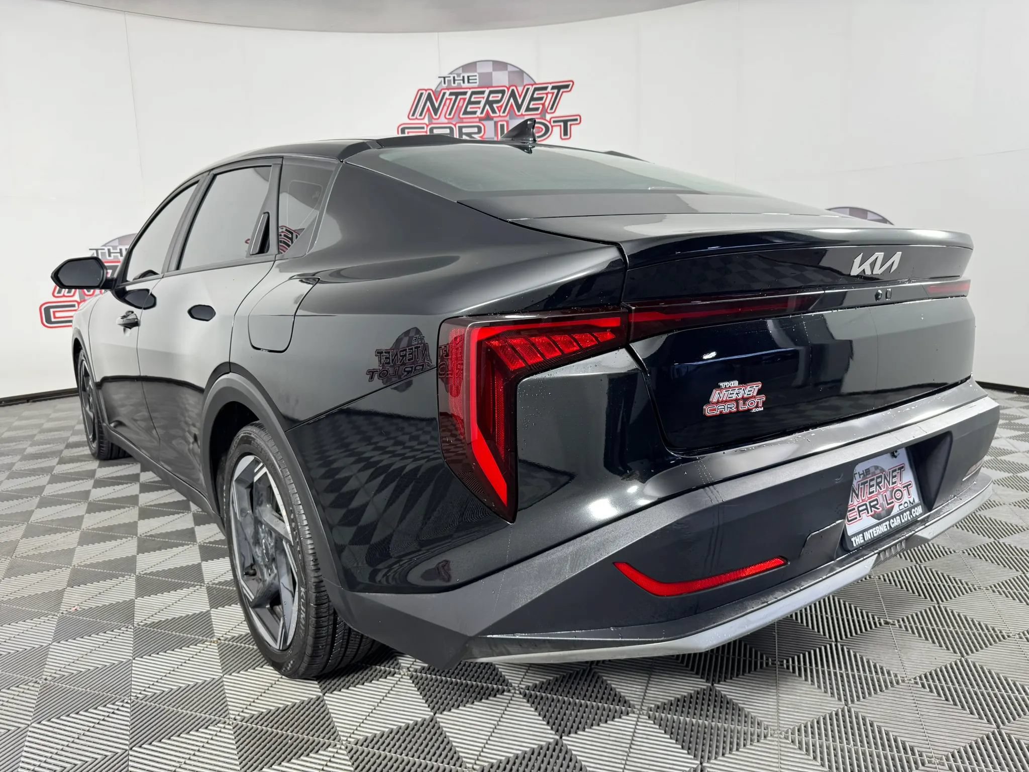Used 2025 Kia K4 EX FWD image 25