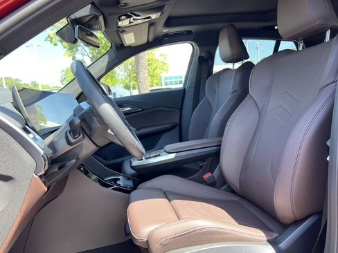 Used 2025 BMW X2 xDrive28i image 16