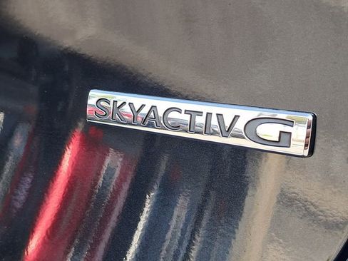 Certified 2025 MAZDA MAZDA3 s Sport image 7