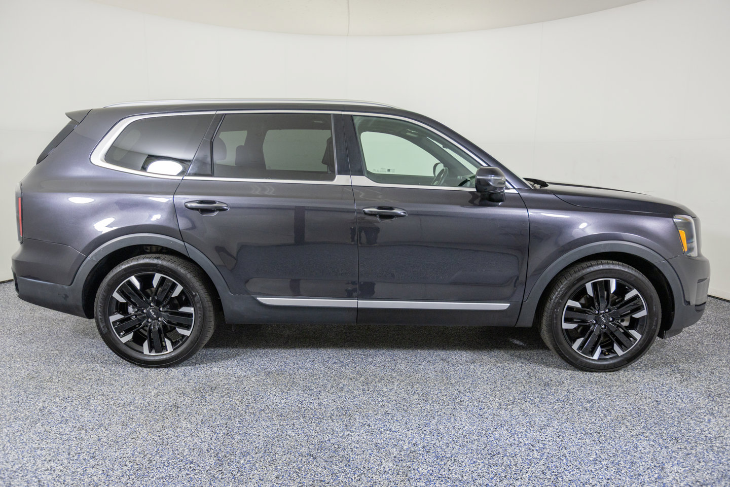 Used 2025 Kia Telluride SX Prestige AWD/4WD image 9
