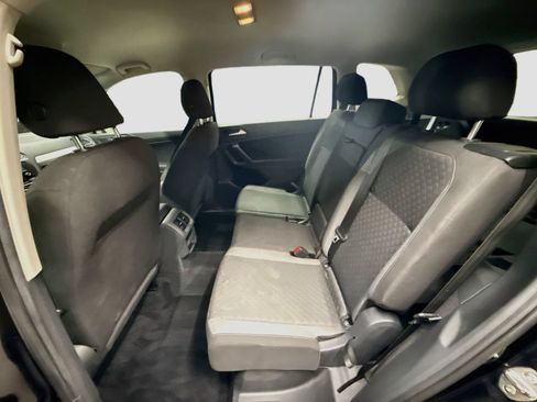 Used 2019 Volkswagen Tiguan S w/ 3rd Row Seat Package AWD/4WD image 25