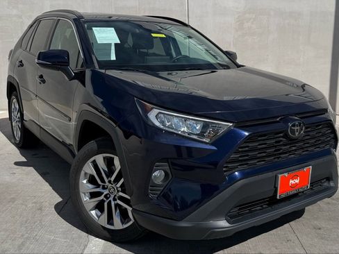 Used 2021 Toyota RAV4 XLE Premium image 1