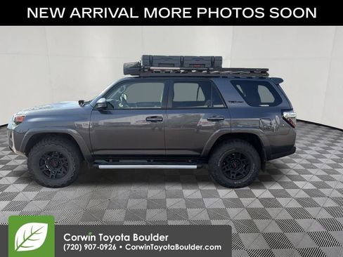 Used 2020 Toyota 4Runner TRD Pro AWD/4WD image 4