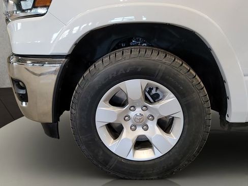 Used 2025 RAM 1500 Big Horn image 31