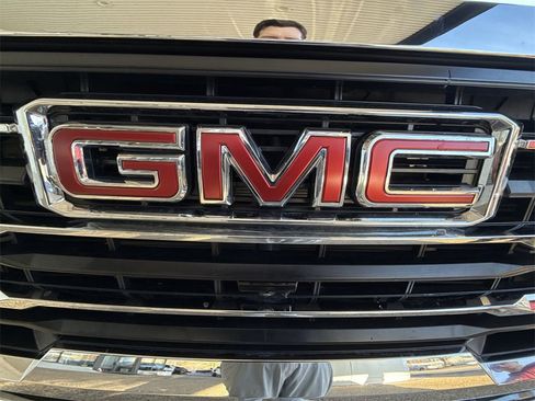 Certified 2024 GMC Sierra 2500 SLT w/ SLT Premium Package image 31