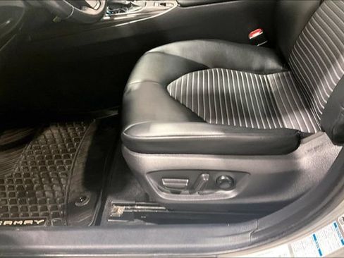 Used 2021 Toyota Camry SE AWD/4WD image 23