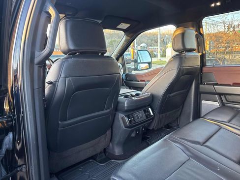 Used 2022 Ford F150 Lariat w/ Max Trailer Tow Package image 29