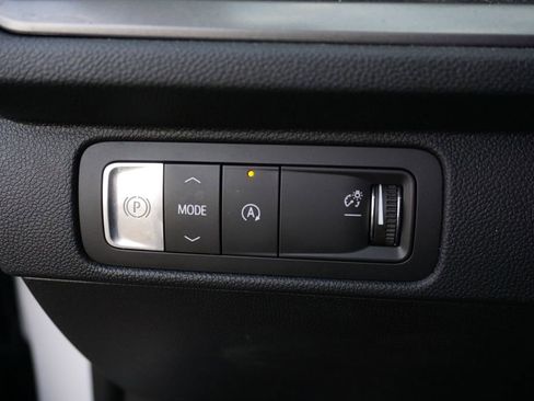 New 2026 Chevrolet Traverse LT FWD image 23