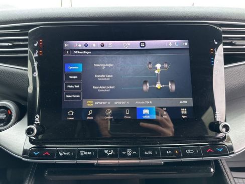 Used 2024 Jeep Wagoneer Series II AWD/4WD image 45