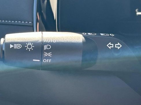 New 2026 Nissan Pathfinder SL w/ SL Premium Package AWD/4WD image 32