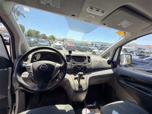 Used 2019 Nissan NV200 S FWD image 7