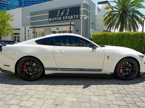 Used 2020 Ford Mustang Shelby GT500 w/ Technology Package RWD image 33