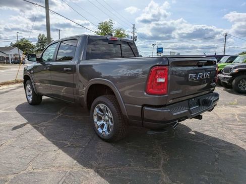 New 2026 RAM 1500 Big Horn AWD/4WD image 6
