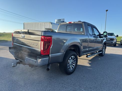 Used 2022 Ford F250 Lariat w/ Lariat Value Package image 5