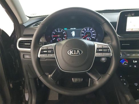 Used 2020 Kia Telluride SX w/ Towing Package image 19