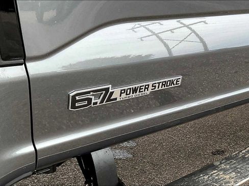 Used 2026 Ford F250 Platinum image 15