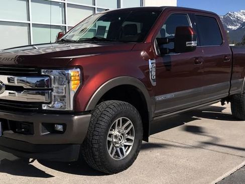 Used 2017 Ford F350 King Ranch image 4