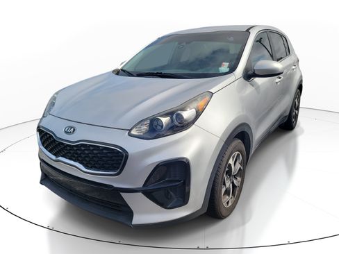 Used 2022 Kia Sportage LX FWD image 3