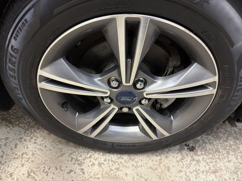 Used 2016 Ford Focus SE FWD image 33