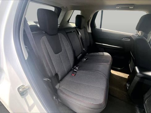 Used 2017 GMC Terrain SLE w/ Chrome Edition AWD/4WD image 21