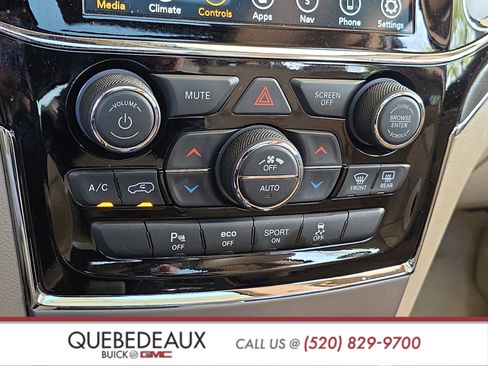 Used 2020 Jeep Grand Cherokee Overland AWD/4WD image 19