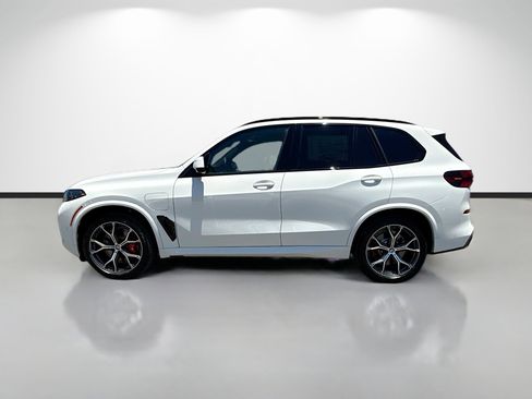 New 2026 BMW X5 xDrive50e w/ Executive Package AWD/4WD image 6