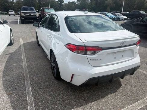 Used 2026 Toyota Corolla SE FWD image 7