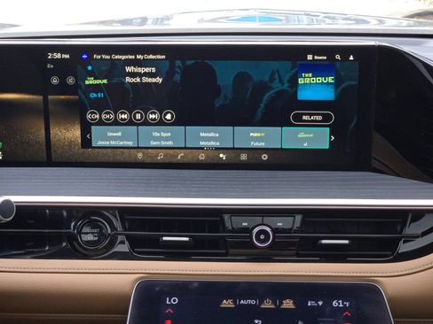 Used 2025 INFINITI QX80 Sensory AWD/4WD image 18