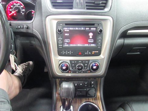 Used 2015 GMC Acadia Denali AWD/4WD image 23