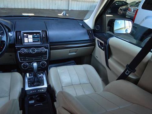 Used 2013 Land Rover LR2 HSE AWD/4WD image 54