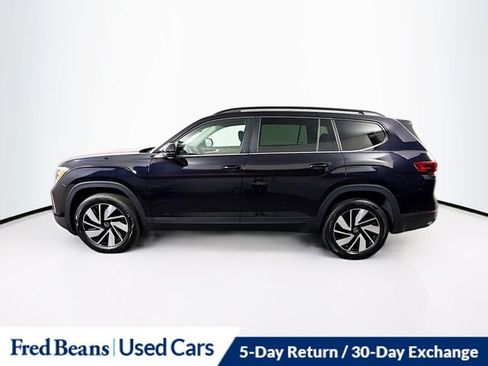 Used 2025 Volkswagen Atlas SE image 4