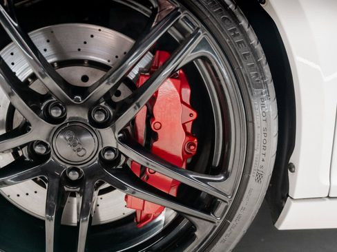 Used 2009 Audi R8 V8 image 25