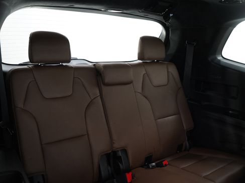 Used 2020 Kia Telluride SX w/ SX Prestige Package image 12