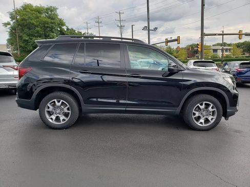 Used 2023 Honda Passport TrailSport image 11