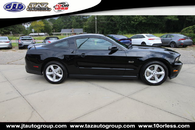 Used 2012 Ford Mustang GT w/ Security Pkg RWD image 8